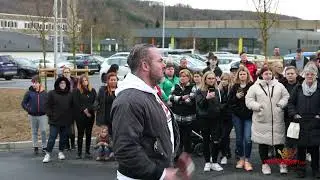 Mahnwache für Luise in Freudenberg, Carsten Stahl Gründer von Bündnis Kinderschutz & stoppt Mobbing