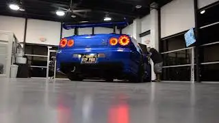 R34 GTR  FLAMES