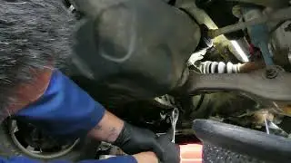2005 Toyota Tacoma Front differential Fluid Replacement & Busted Drainplug Removal