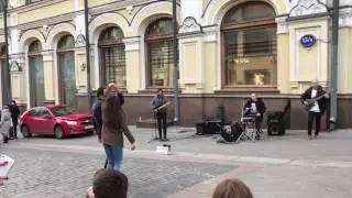 Великолепный What Is Love на кузнецком мосту