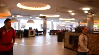 Как питаются в больших московских магазинах