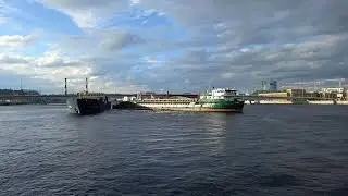 Теплоходы СТК и СТ на реке Нева.Санкт Петербург.