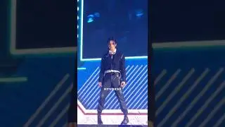 Hyunjin dancing to 「Heyday」   ||  Pilot: For ★★★★★