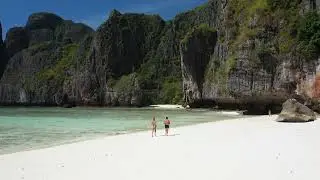Maya Bay (Pure Shores - Pier Laurenzi)