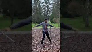 Easy warm-up moves for trail runners #trailrunning #warmup #warmuproutine #runningtips