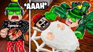 I BECAME A CREEPY SPIDER AND CAPTURED MY DAD in ROBLOX!