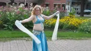 Bellydance by Valy : Arabiyon Ana (Yuri Mrakadi) with small veils