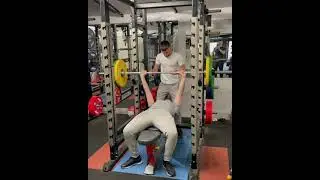 70KG for 2 reps #fitness#short#benchpress#Gym#shorts