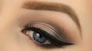 Subtle Spotlight Smokey Eye