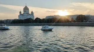 Вечерняя  жизнь в Москве 2024