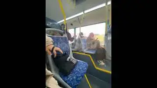 Санкт-Петербург.бабули дерутся за место.