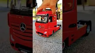 Most Realistic TRUCK model diecast of Mercedes Actros GIGA space #unboxing#shorts#mercedes
