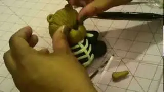 How to make a Fondant / GumpasteTeddy Bear in a Skeleton Costume