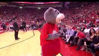 Emilia Clarke the Mother of Dragons Watches Warriors vs Rockets Game in Houston!