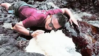 Berpetualang Wisata Alam Air Terjun Suak Hitam Pulau sugie dan Berburu Kelapa Muda di tepi hutan
