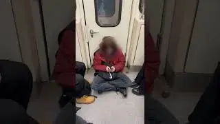 Молодежь пошла совсем без комплексов