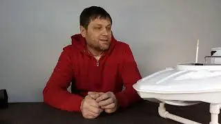 Один из самых быстрых в мире прикормочных кораблей . Краткий обзор на столе .