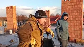 пгт Янтарный. строим отель.