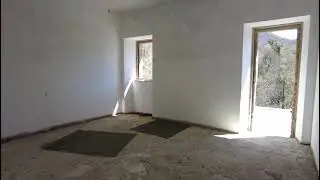MARCHE REGION - MONTEGALLO - Detached house for sale at the gates of the Sibillini Mountains.