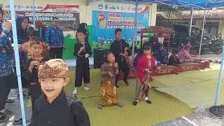 Tari Colenak Siswa Siswi kls 1 SLBN B Sumedang