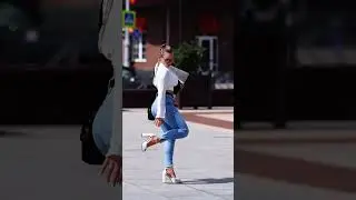 Stunning tight jeans street style fashion idea 
