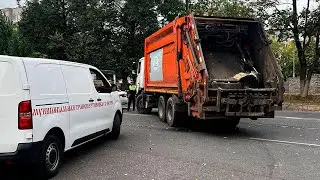 Жесть! Мусоровоз по имени Смерть...
