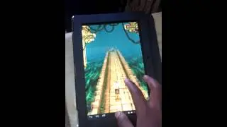 Temple Run running on Asus Transformer 101