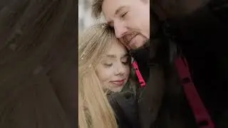 Joyful winter couple photoshoot