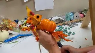 Happy Fall Wreath Kit with Lorie