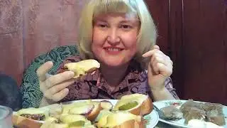 МУКБАНГ /  ОЧЕНЬ ВКУСНЫЕ ГОРЯЧИЕ БУТЕРБРОДЫ