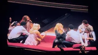 Sabrina Carpenter - Coincidence (Short N Sweet Tour Philly)
