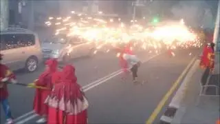 Correfoc de la Festa Major de Nou Barris, Barcelona, 21 de maig de 2016