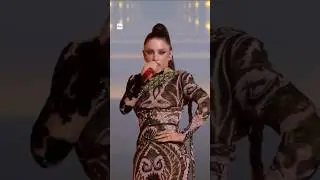 Con #AngelinaMango e la sua #LaNoia è impossibile annoiarsi sul palco di #Sanremo2024 💐