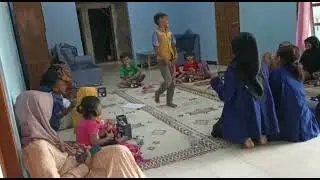 Kegiatan Sosial Bersama Anak-anak di Lingkungan Setempat