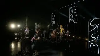 SHISHAMO「笑顔のおまじない」 ワンマンツアー2024初夏「退屈なハッピーエンドに迷い込んだのは君のせいだ」 Ver.