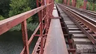 На заброшенном мосту
