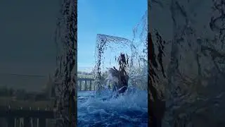 Одна из главных фишек Аквапарка —термобассейн с выплывом на улицу и панорамным видом на МГУ #shorts