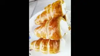 те самые трубочки с белковым кремом из слоёного теста
