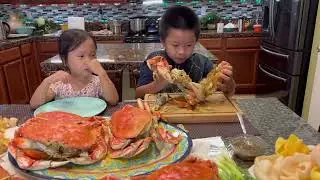 Dungeness Crabs 🦀 #Crabs #shorts #asmr #mukbang #food #foodie