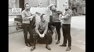 The Irish Rovers, Band Without A Country
