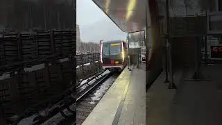 Остановился на стрелке! МОСКВА-81-765/766/767.2,на станции Кунцевская