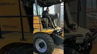 NEW model grader Mahindra MASTER 9075 Video 2024