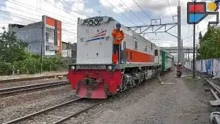 BONGKAR PASANG KEPALA KERETA Semen dan Dua Kepala Kereta Minyak