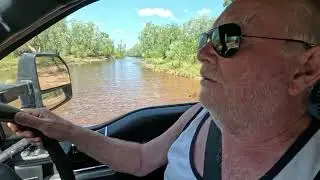 Uncle Mike finally makes it to Kalumburu and Honeymoon Bay | E19