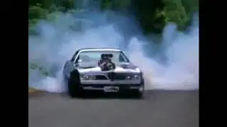 Нереально крутой отжиг на мускул-кар