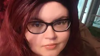 Asmr kisses from your BBW girlfriend.