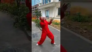 Money Heist vs Police 229 #moneyheist #parkour #police #escape #shorts #goguys