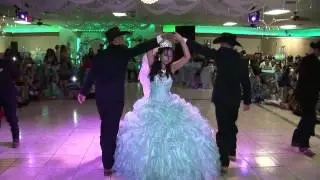 EL VALS PRINCIPAL Y EL BRINDIS DE JOSELYN AUREOLES