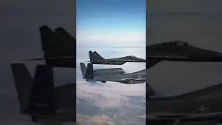 Сразу пилот миг 29 напугал оператора дрона и тот сразу от страха свернул 