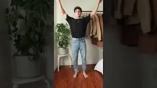 Easiest way to tuck in an oversized t-shirt 